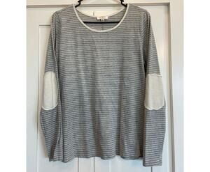 UMGEE Grey and white stripe long sleeve pullover tee M bump friendly
